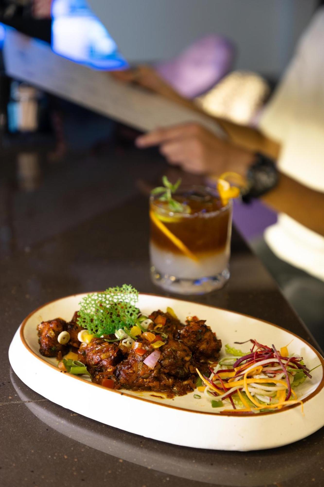 Hotel Js Souvenir Dehradun Ngoại thất bức ảnh
